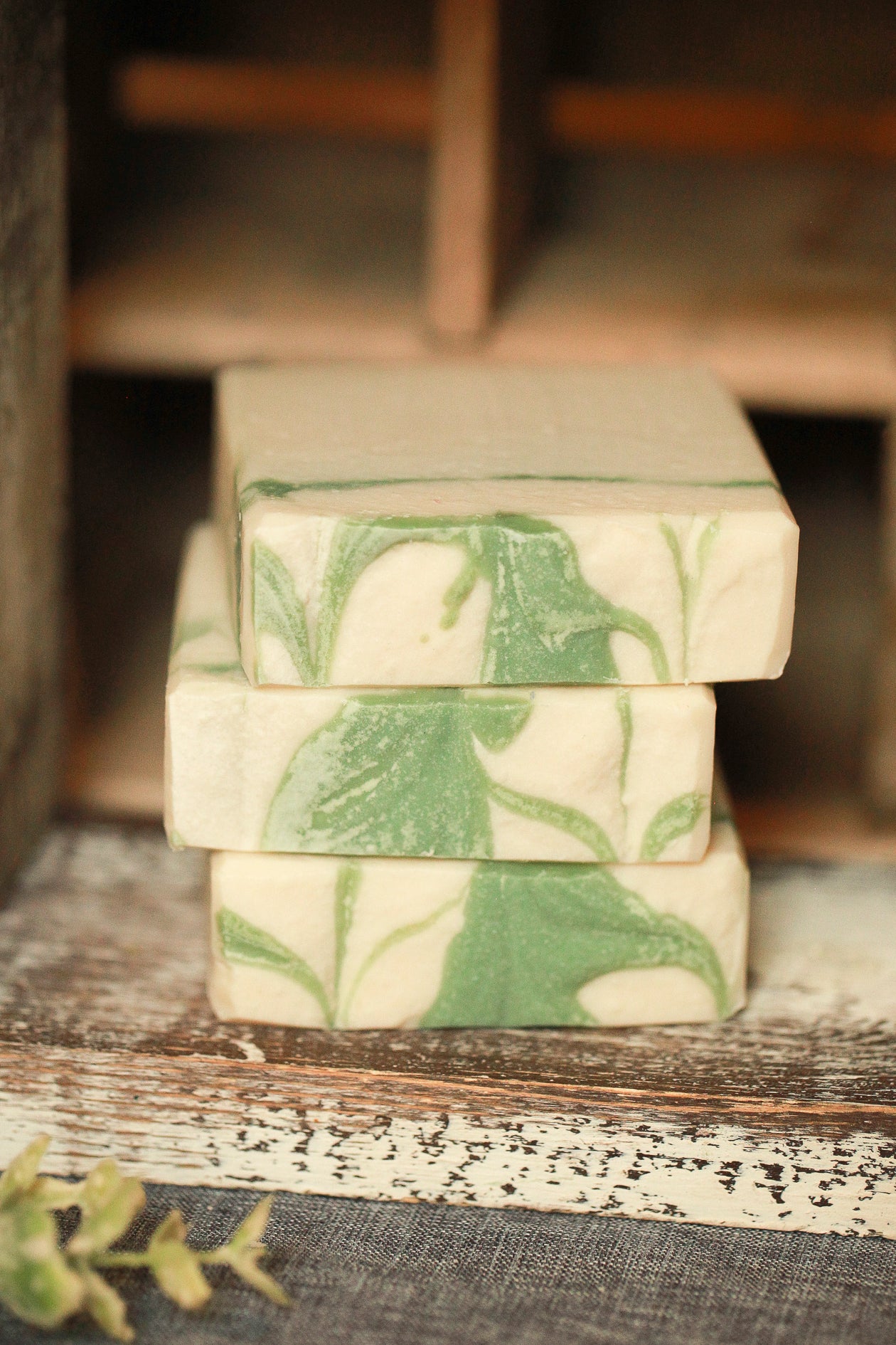 GLACIER MINT COLD PROCESS SOAP, TALLOW & SHEA BUTTER SOAP