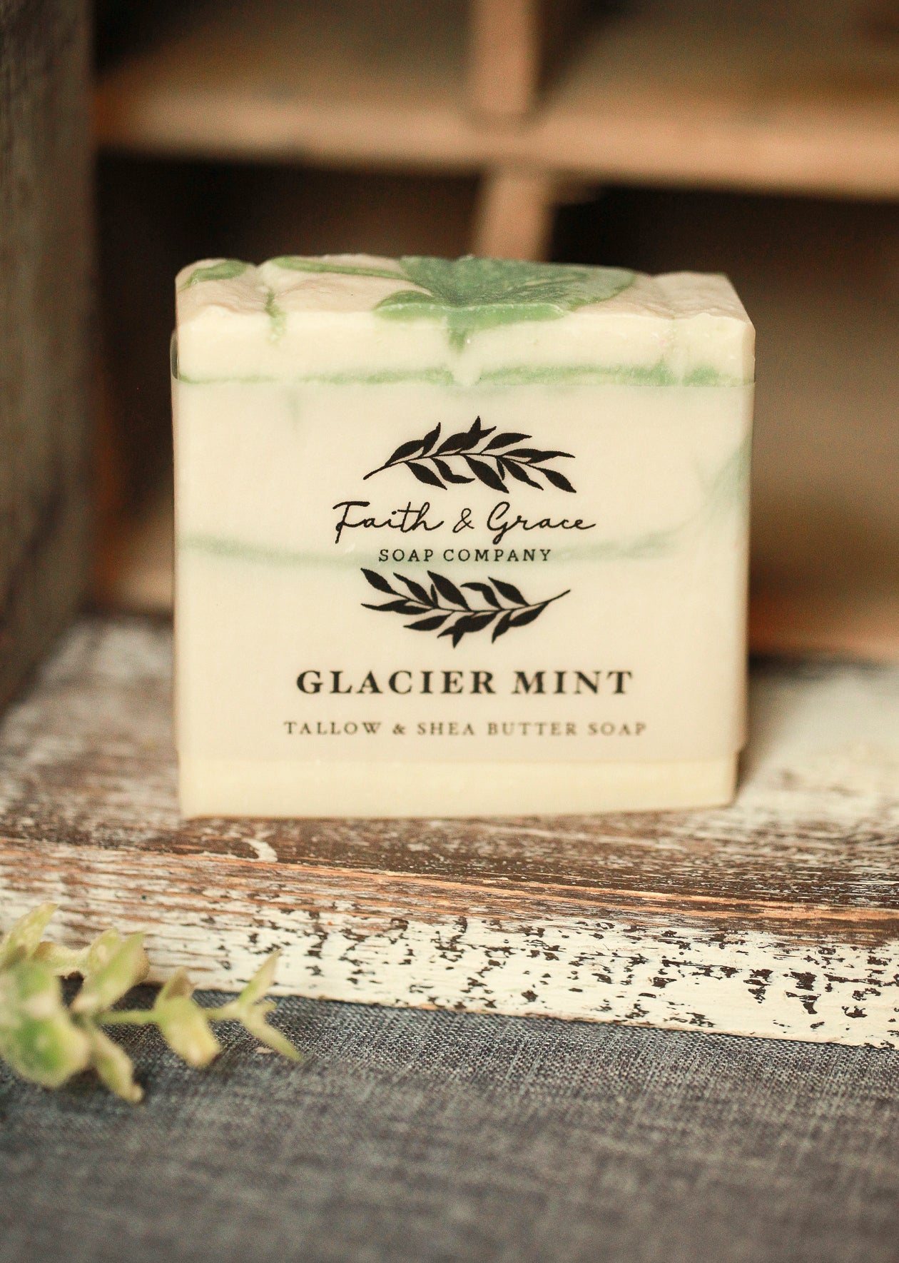 GLACIER MINT COLD PROCESS SOAP, TALLOW & SHEA BUTTER SOAP